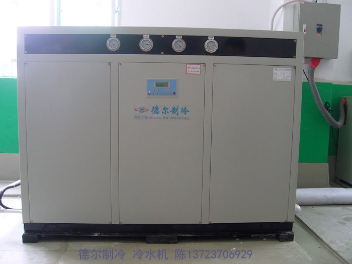 德?tīng)栔评淅渌畽C(jī)用于電鍍行業(yè)