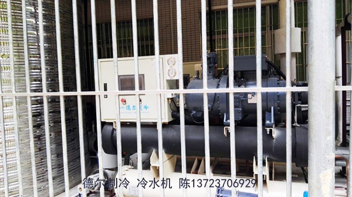 德?tīng)栔评淅渌畽C(jī)用于食品加工廠(chǎng)